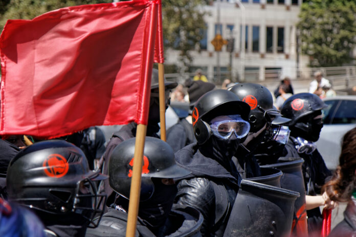 shutterstock_1246503544 Antifa