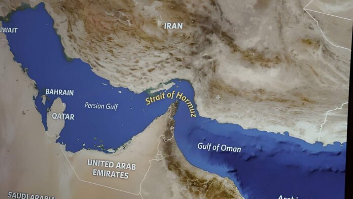 2755643269 Map highlighting the Strait of Hormuz between Iran and the Arabian Peninsula